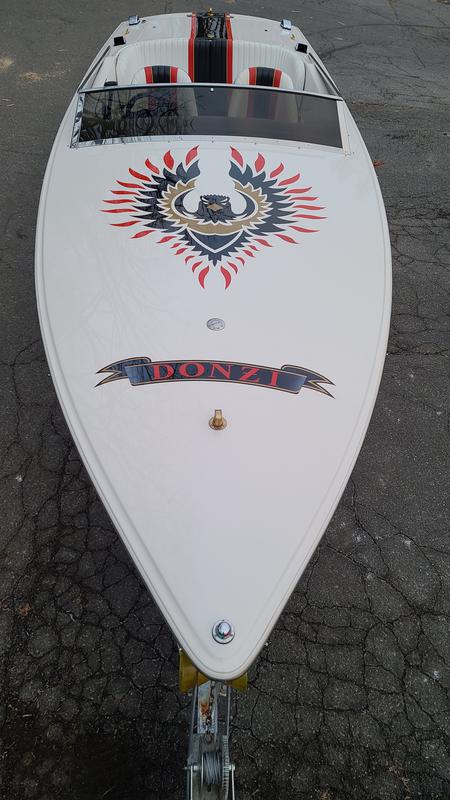 Donzi Blackhawk 22'