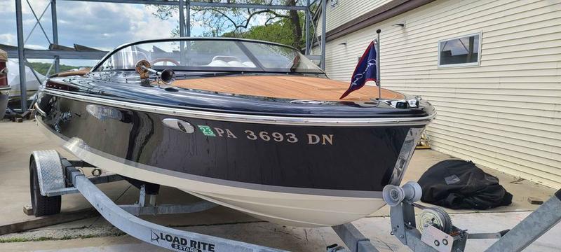 2014 Chris Craft 21 Capri