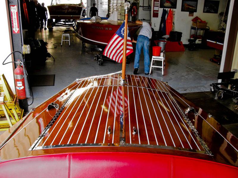 1937 Chris Craft Deluxe Runabout