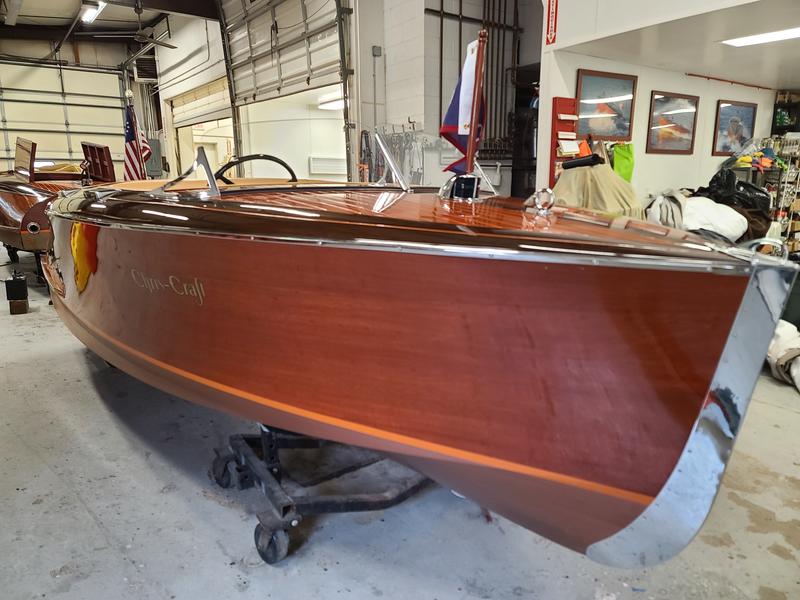 1940 17' Chris Craft Barrel Back