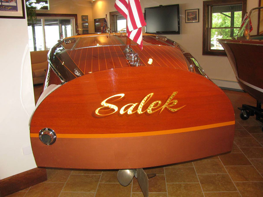 1940 19' Chris Craft Barrelback Runabout