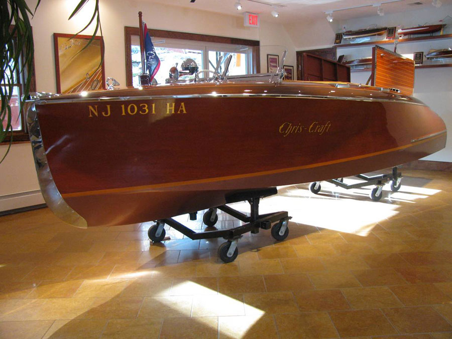 1940 19' Chris Craft Barrelback Runabout