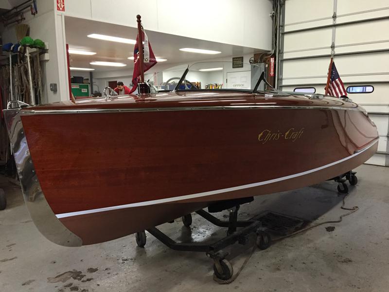 1942 17' Chris Craft Barrelback