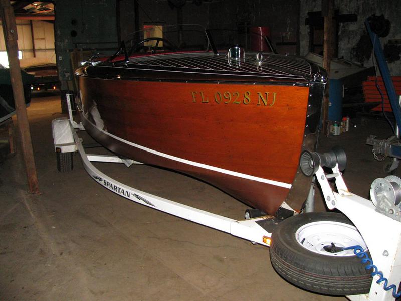 1942 17' Chris Craft Barrelback Runabout