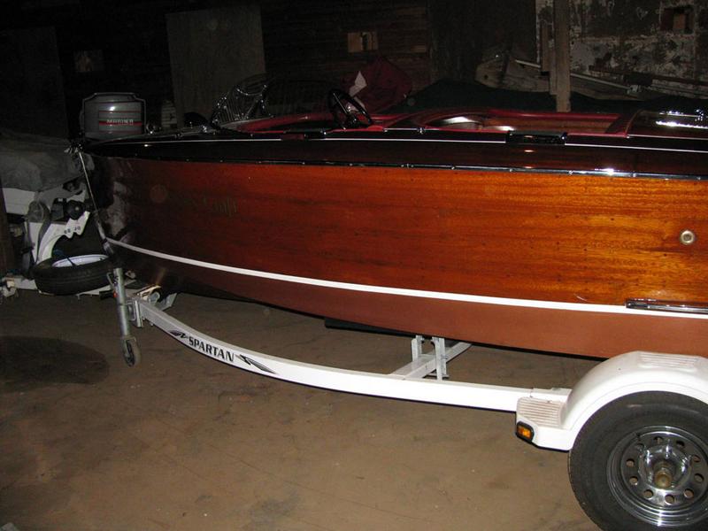 1942 17' Chris Craft Barrelback Runabout