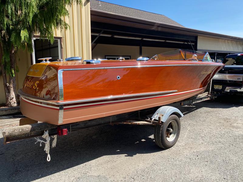 1948 Chris Craft 20' Custom Runabout