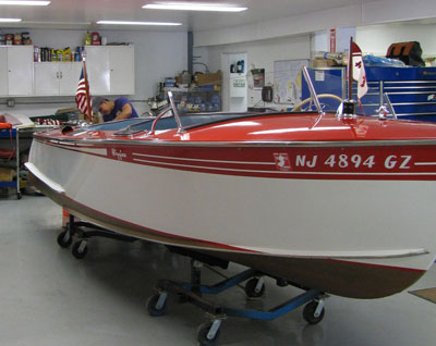 1948 19' Higgins Runabout