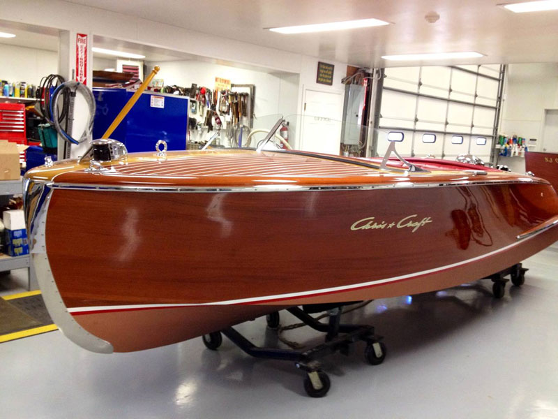 1952 18' Chris Craft Riviera