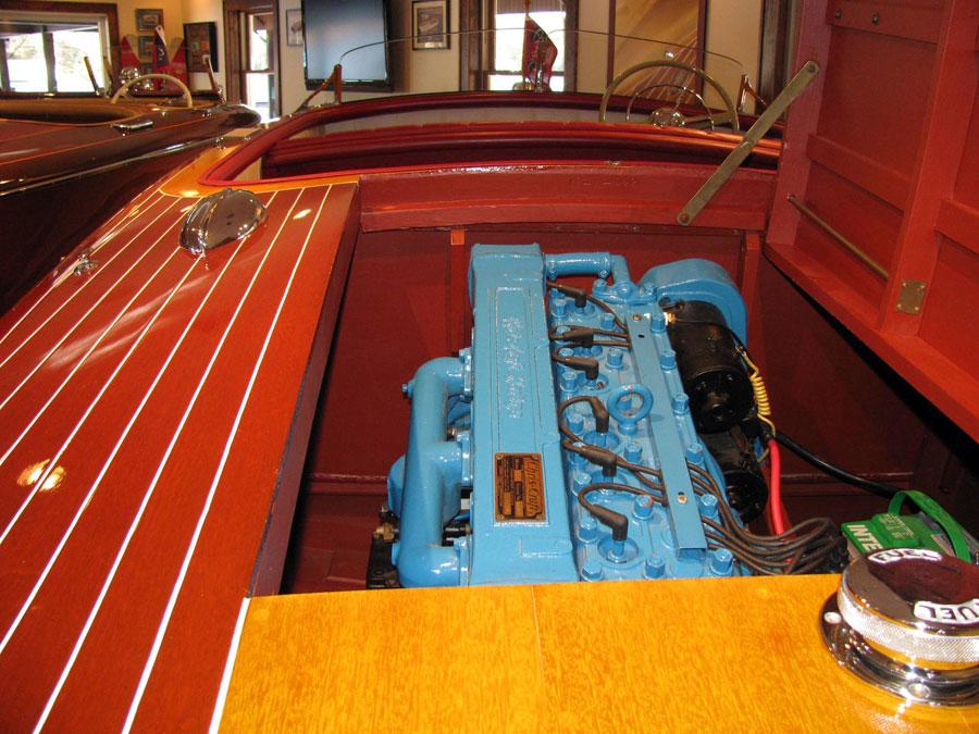 1953 18' Chris Craft Riviera