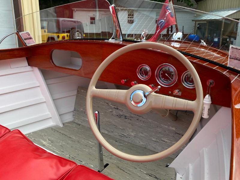 1954 17' Chris Craft Runabout