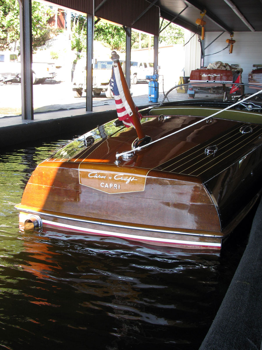 1956 21' Chris Craft Capri