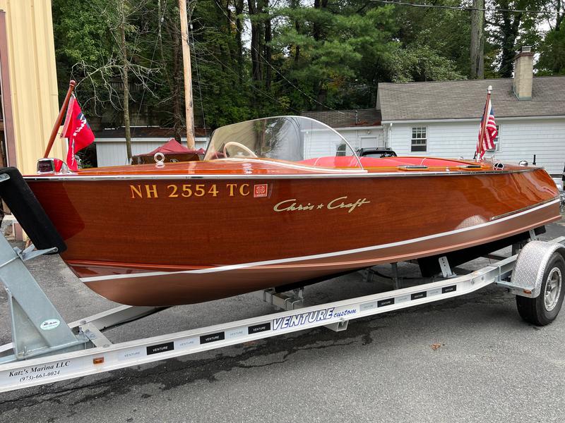 1958 17' Chris Craft Custom Runabout