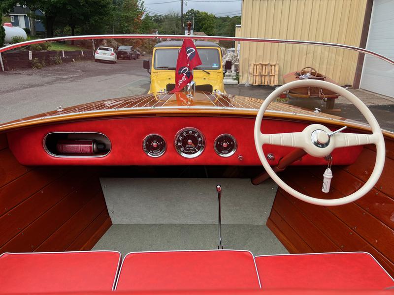 1958 17' Chris Craft Custom Runabout