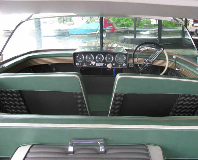 1960 21' Chris Craft Continental