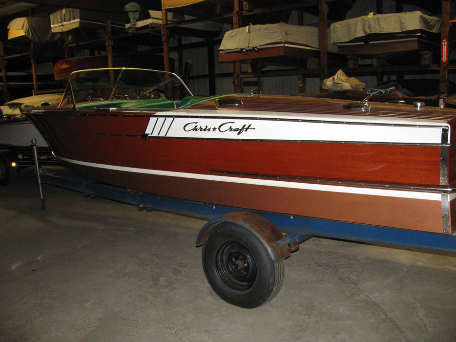 1961 Chris Craft 19 Capri